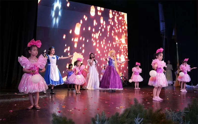 Đại nhạc hội ‘LẠC VÀO XỨ SỞ THẦN TIÊN’ của hệ thống giáo dục mầm non Phần Lan: Hành trình kết nối đầy cảm xúc Đại nhạc hội ‘Lạc Vào Xứ Sở Thần Tiên’ của hệ thống giáo dục mầm non Phần Lan: Hành trình kết nối đầy cảm xúc