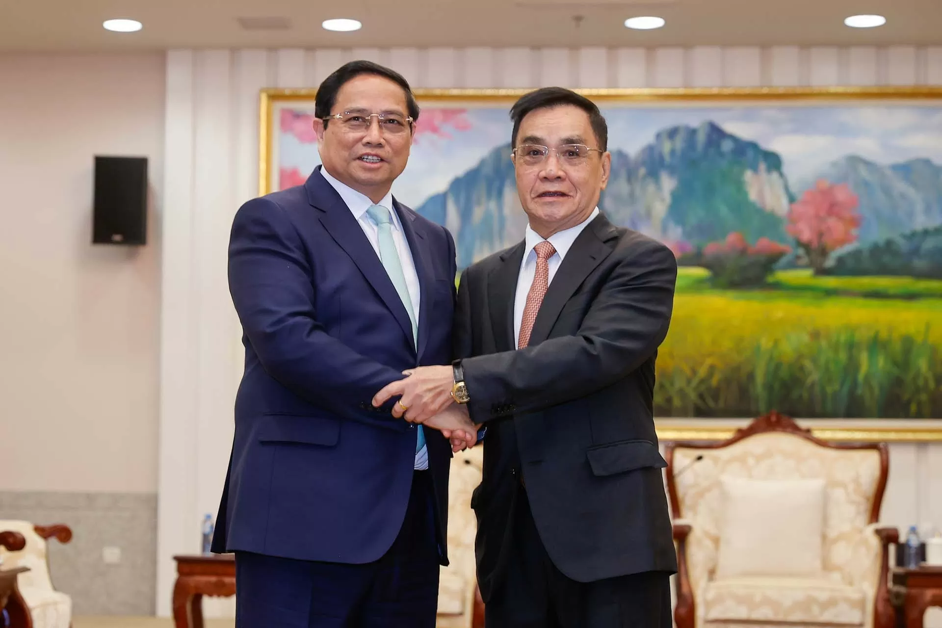 Thủ tướng Phạm Minh Chính gặp các nguyên Lãnh đạo cấp cao Lào Thủ tướng Phạm Minh Chính gặp các nguyên Lãnh đạo cấp cao Lào