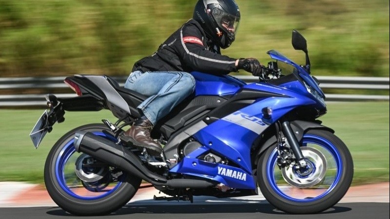 Cập nhật bảng giá xe Yamaha YZF-R15 mới nhất tháng 1/2025