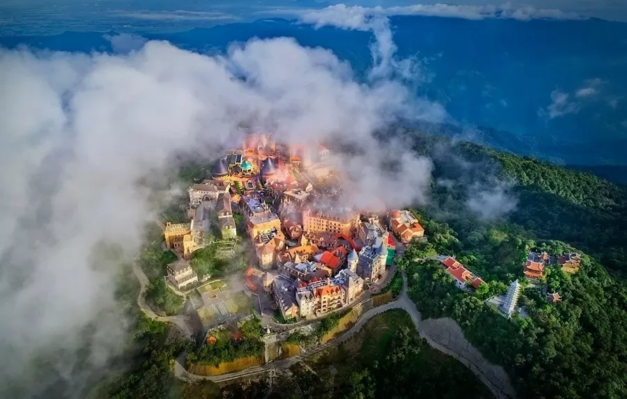 Travel Off Path bình chọn Đà Nẵng, Hội An vào top 5 điểm đến lý tưởng cho dân du mục kỹ thuật số năm 2025 Travel Off Path bình chọn Đà Nẵng, Hội An vào top 5 điểm đến lý tưởng cho dân du mục kỹ thuật số năm 2025