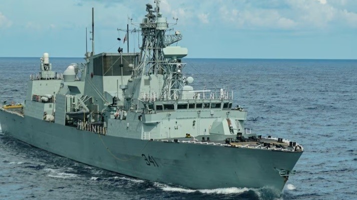 Trung Quốc bất ngờ 'quay xe', thay đổi thái độ với tàu chiến Canada trên Biển Đông