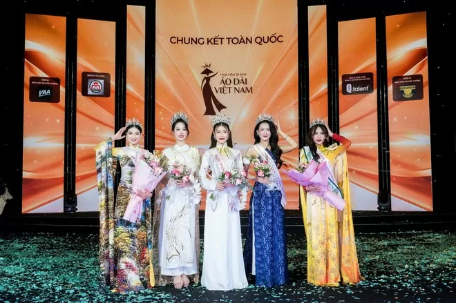 Người đẹp Cao Bằng đăng quang Hoa hậu Di sản Áo dài Việt Nam 2024 Người đẹp Cao Bằng đăng quang Hoa hậu Di sản Áo dài Việt Nam 2024