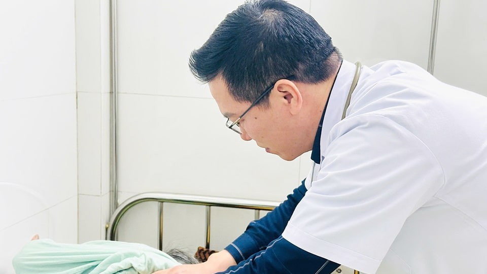 Hà Nội rét đậm về đêm, người dân cần lưu ý gì?