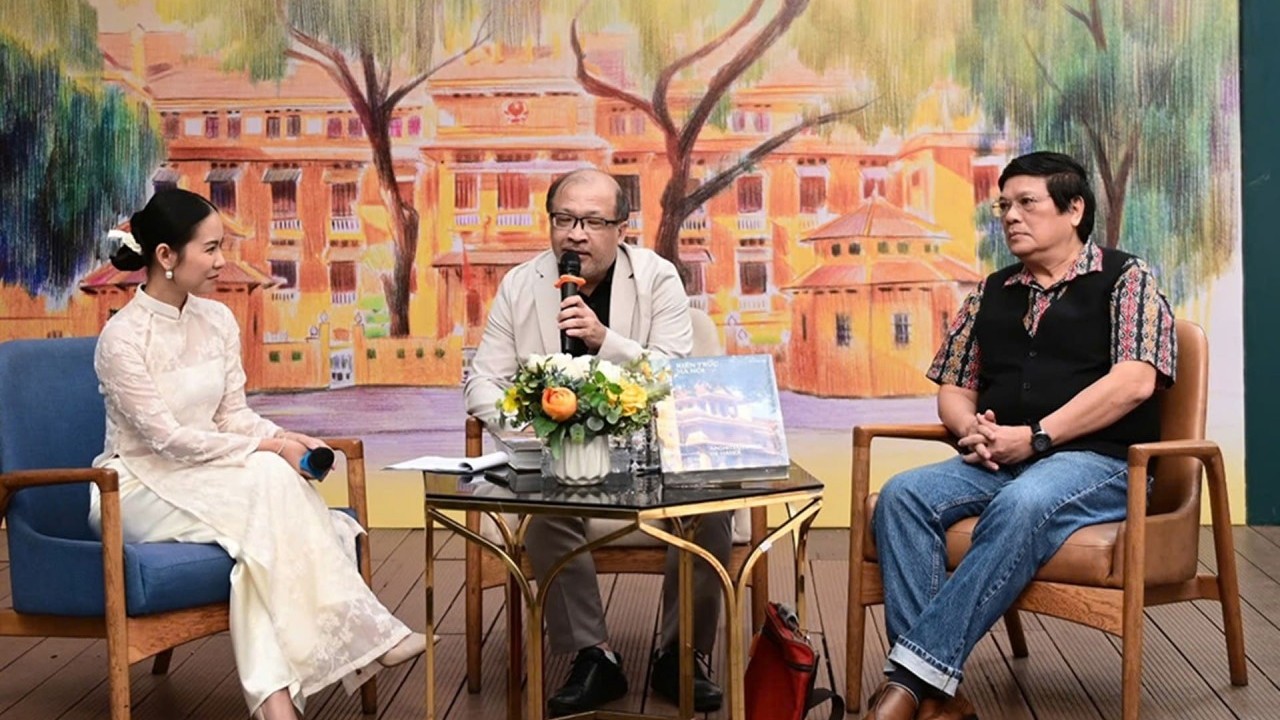 Kiến trúc Hà Nội - Cuốn sách mang đến những tinh hoa ngàn năm của kiến trúc Thăng Long - Hà Nội