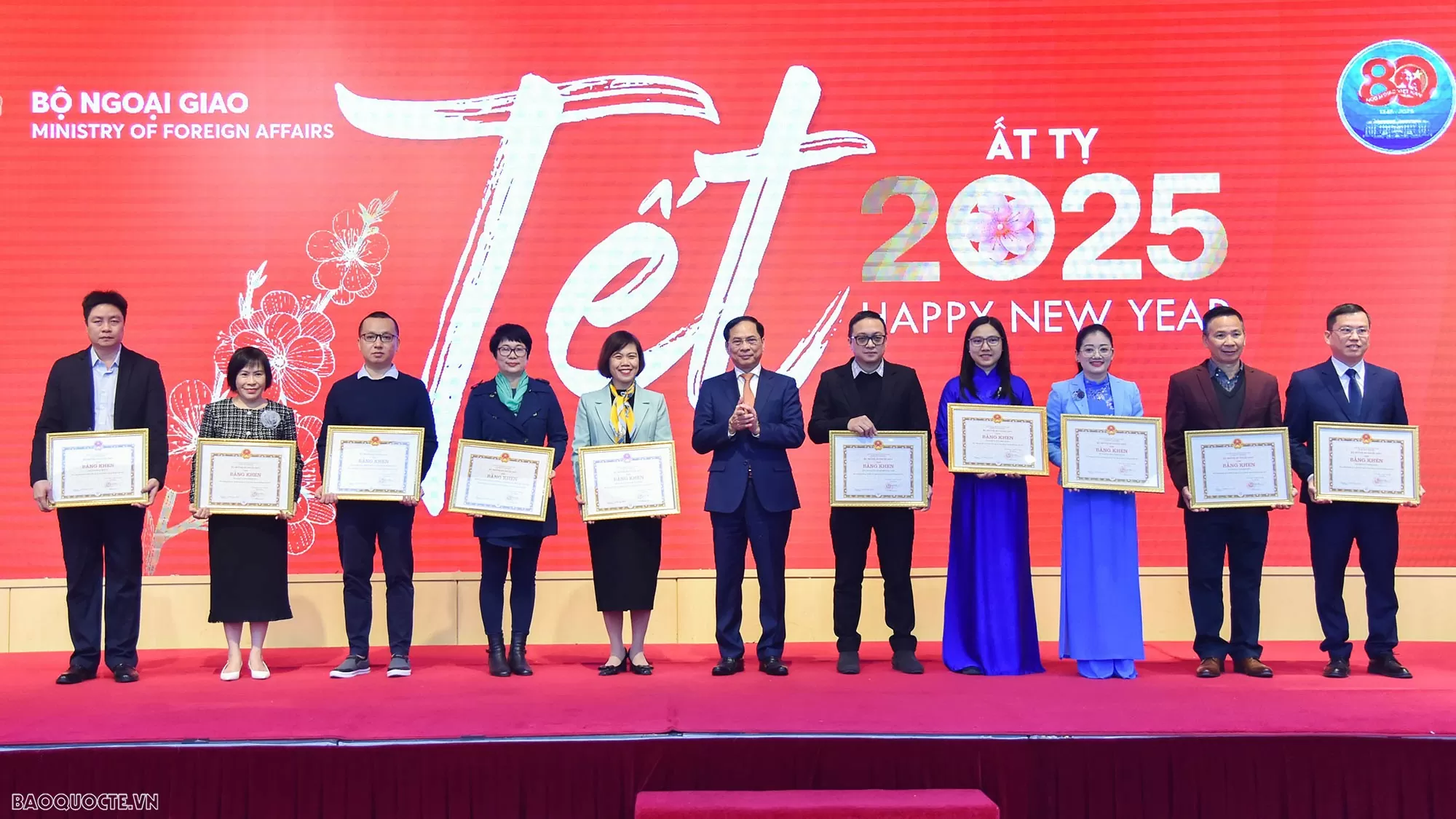 Phó Thủ tướng, Bộ trưởng Bùi Thanh Sơn: Báo chí góp phần nâng cao hình ảnh và sức mạnh mềm của đất nước Phó Thủ tướng, Bộ trưởng Bùi Thanh Sơn: Báo chí góp phần nâng cao hình ảnh và sức mạnh mềm của đất nước