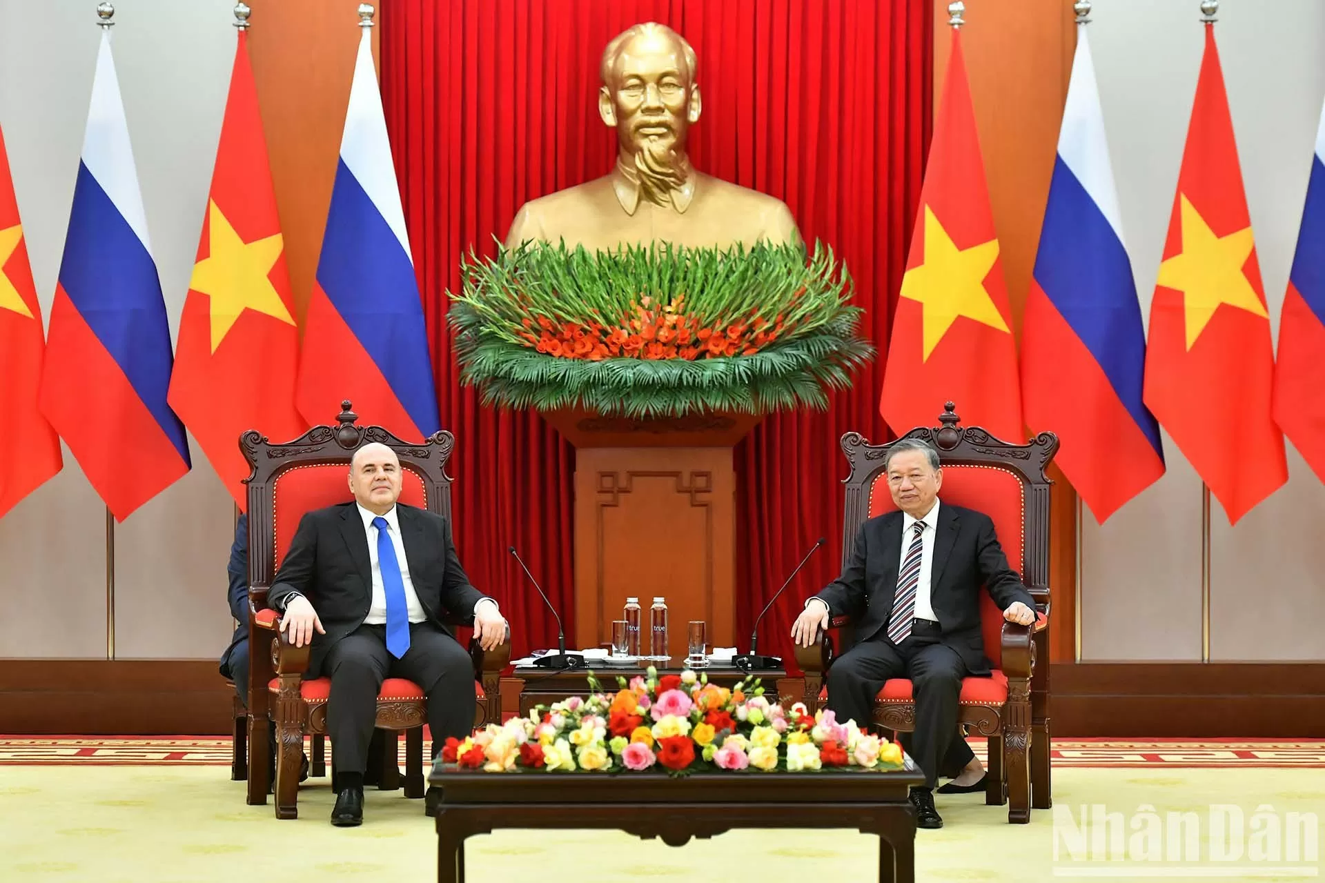 Tiếp tục làm sâu sắc hơn nữa quan hệ Việt Nam-Liên bang Nga trong thời gian tới Tiếp tục làm sâu sắc hơn nữa quan hệ Việt Nam-Liên bang Nga trong thời gian tới