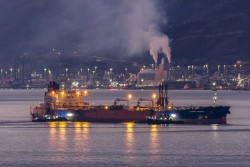 Nga bị trừng phạt, Trung Quốc, Ấn Độ tìm đến Trung Đông