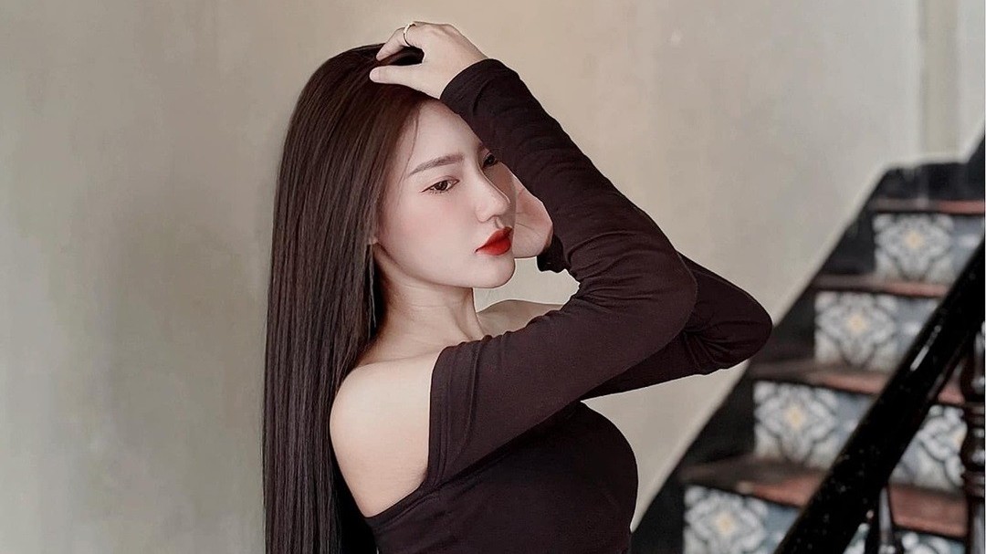 Nhan sắc xinh đẹp của vợ thủ môn Nguyễn Đình Triệu