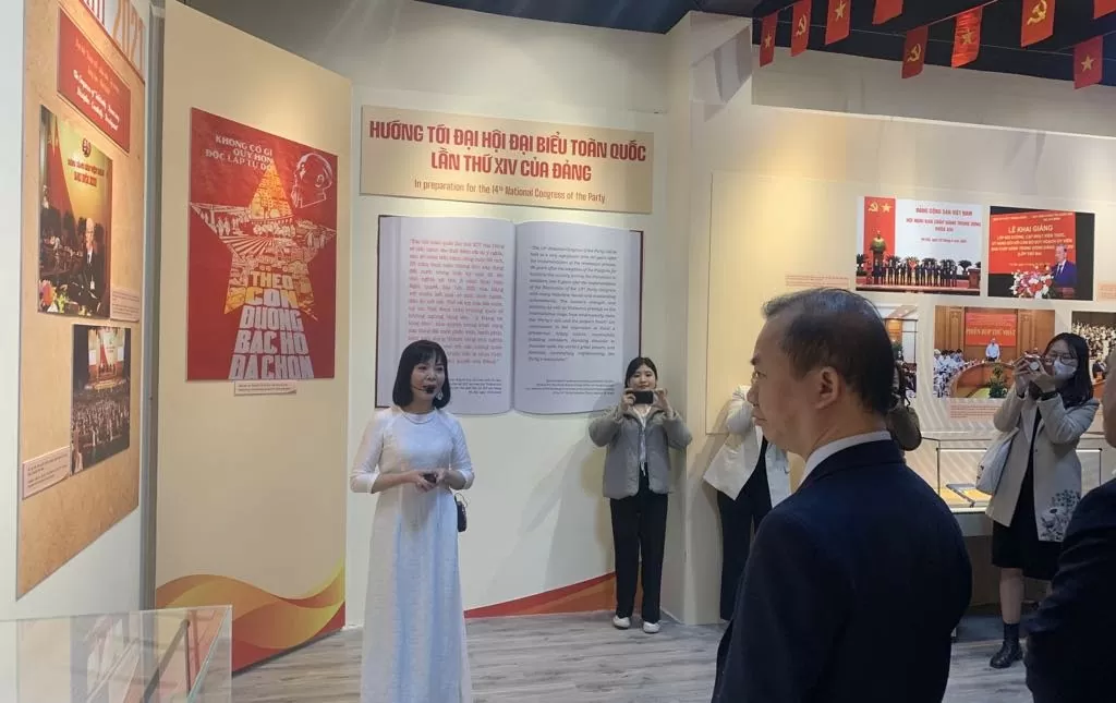 Tái hiện những mốc son lịch sử của Đảng Cộng sản Việt Nam Tái hiện những mốc son lịch sử của Đảng Cộng sản Việt Nam