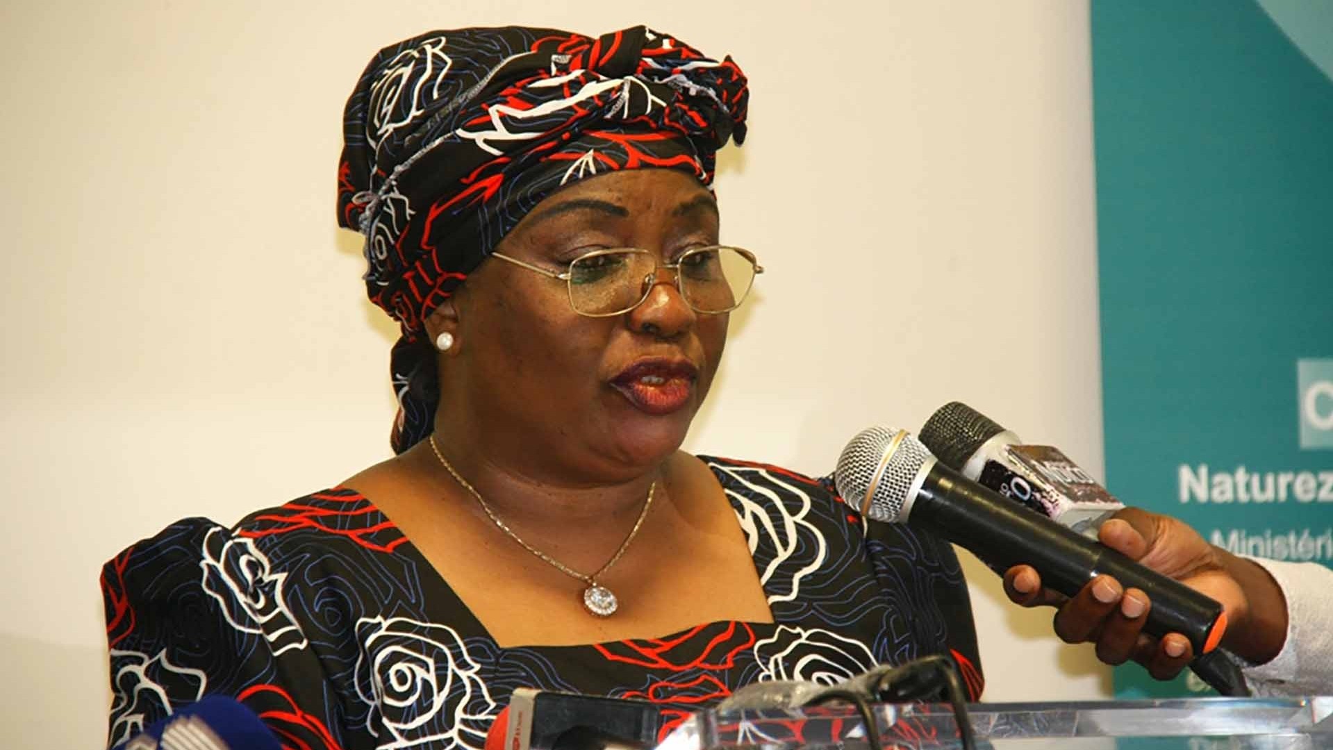 Điện mừng Chủ tịch Quốc hội nước Cộng hòa Mozambique