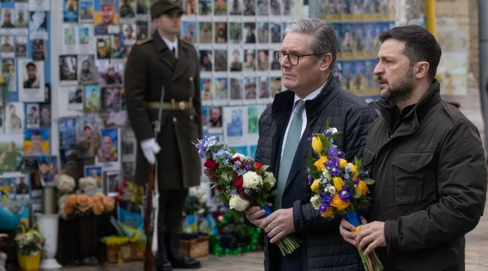 Thủ tướng Anh bất ngờ đến Ukraine đem theo lời hứa sắt son và thỏa thuận thế thế kỷ Thủ tướng Anh bất ngờ đến Ukraine đem theo lời hứa sắt son và thỏa thuận thế thế kỷ