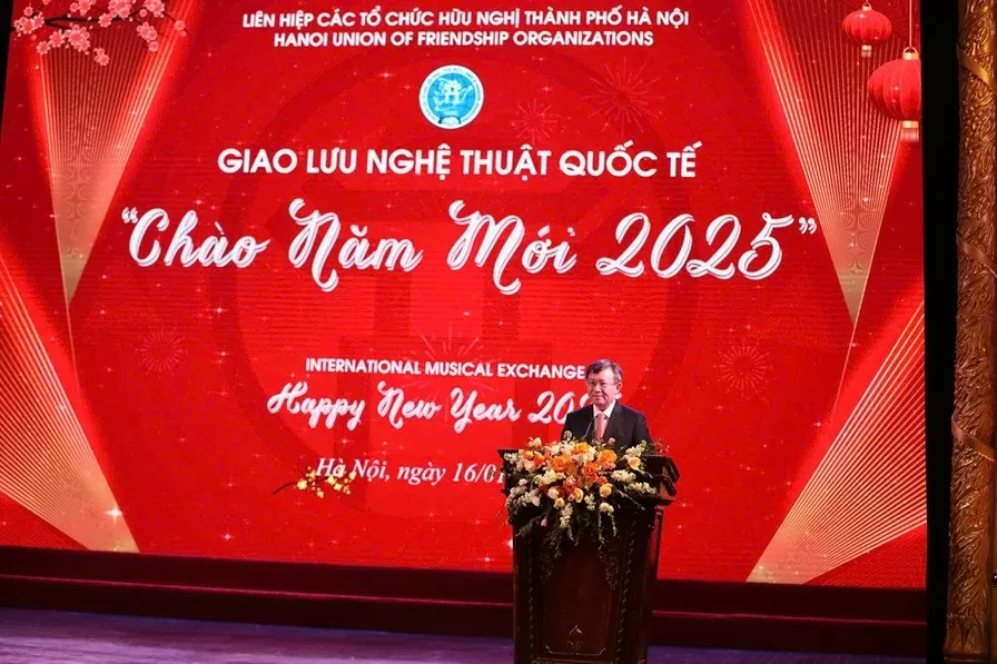 Đậm tình hữu nghị trong chương trình Giao lưu 'Chào Năm mới 2025'