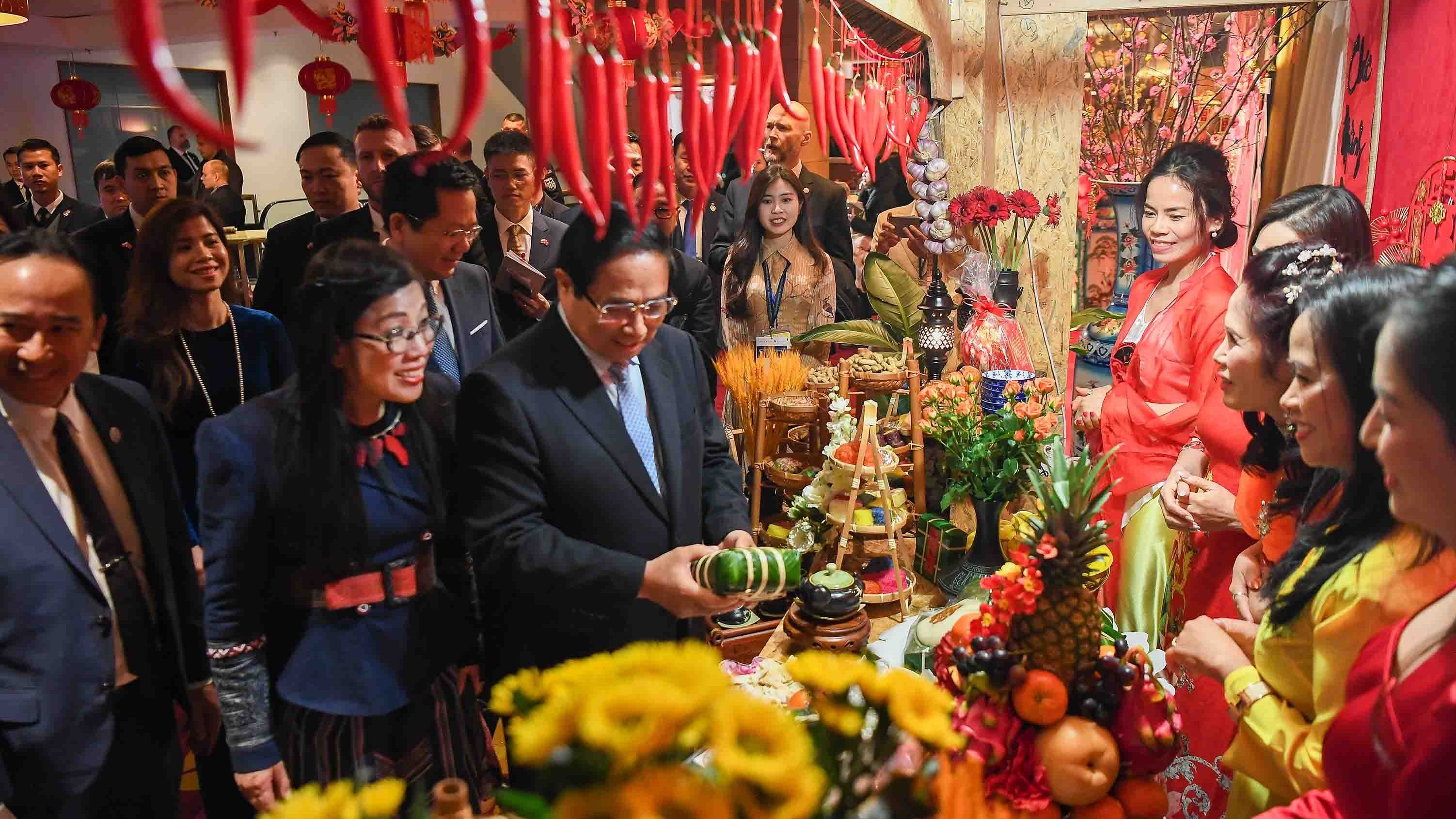 Thủ tướng Phạm Minh Chính và Phu nhân đón Tết sớm với kiều bào Việt Nam tại Ba Lan