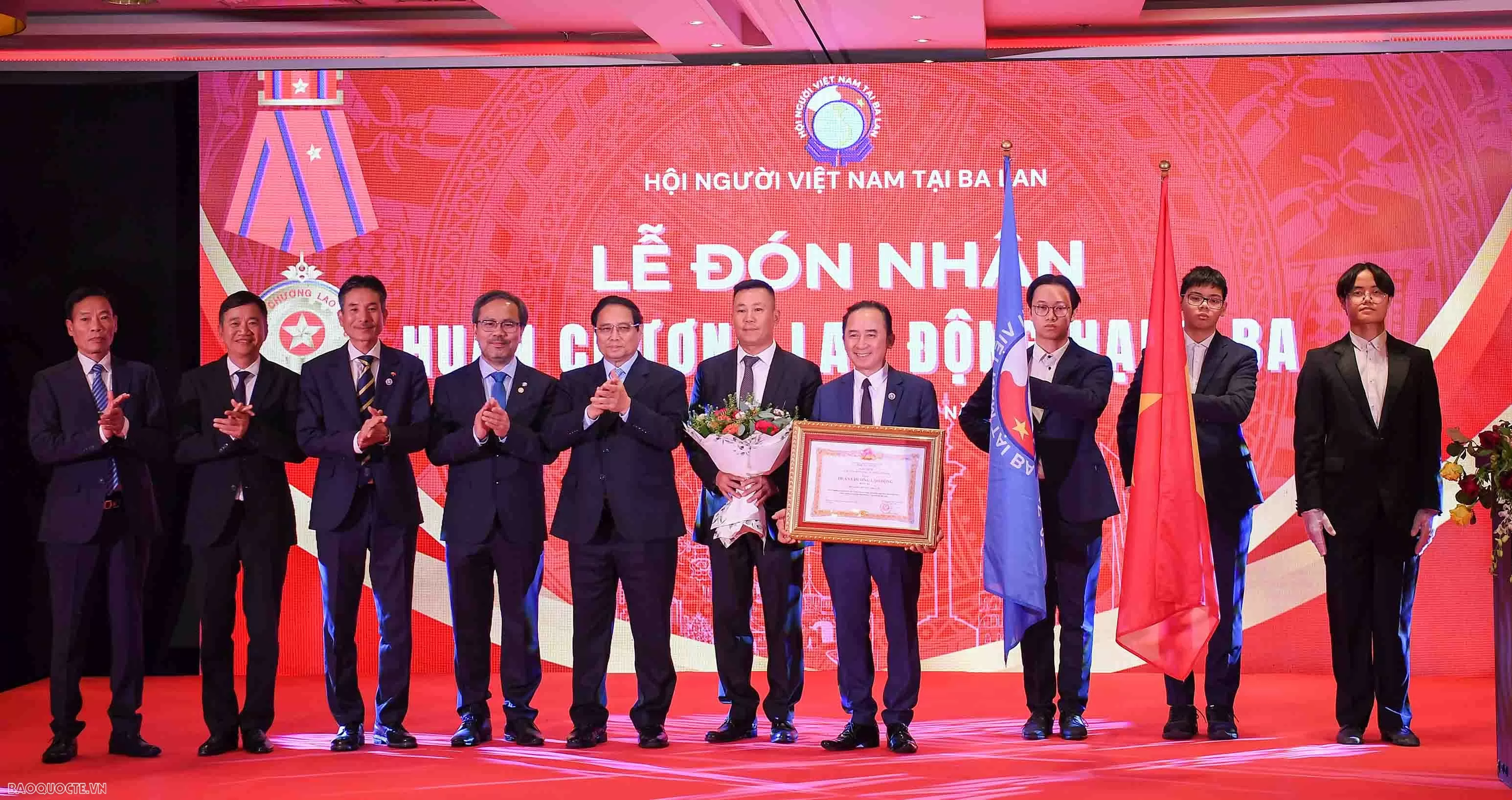 Thủ tướng Phạm Minh Chính và Phu nhân đón Tết sớm với kiều bào Việt Nam tại Ba Lan Thủ tướng Phạm Minh Chính và Phu nhân đón Tết sớm với kiều bào Việt Nam tại Ba Lan