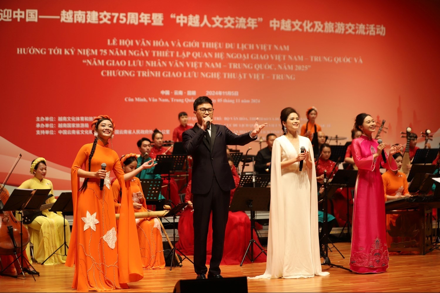 75 năm quan hệ Việt Nam-Trung Quốc: Lấy con người làm trung tâm cho mối quan hệ hướng tới tương lai