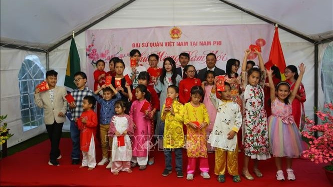 Kiều bào Việt Nam tại Nam Phi hân hoan sum họp tại chương trình Xuân Quê hương 2025