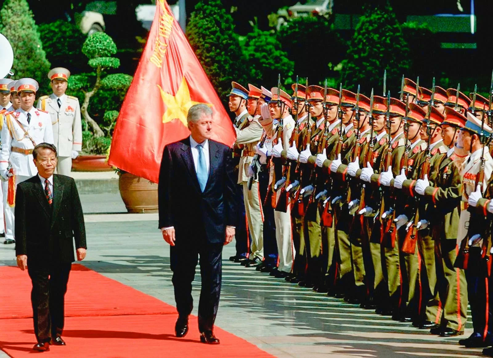 Nguyên Chủ tịch nước Trần Đức Lương: Người có những đóng góp to lớn trong đối ngoại, đổi mới và hội nhập quốc tế sâu rộng Nguyên Chủ tịch nước Trần Đức Lương: Người có những đóng góp to lớn trong đối ngoại, đổi mới và hội nhập quốc tế sâu rộng