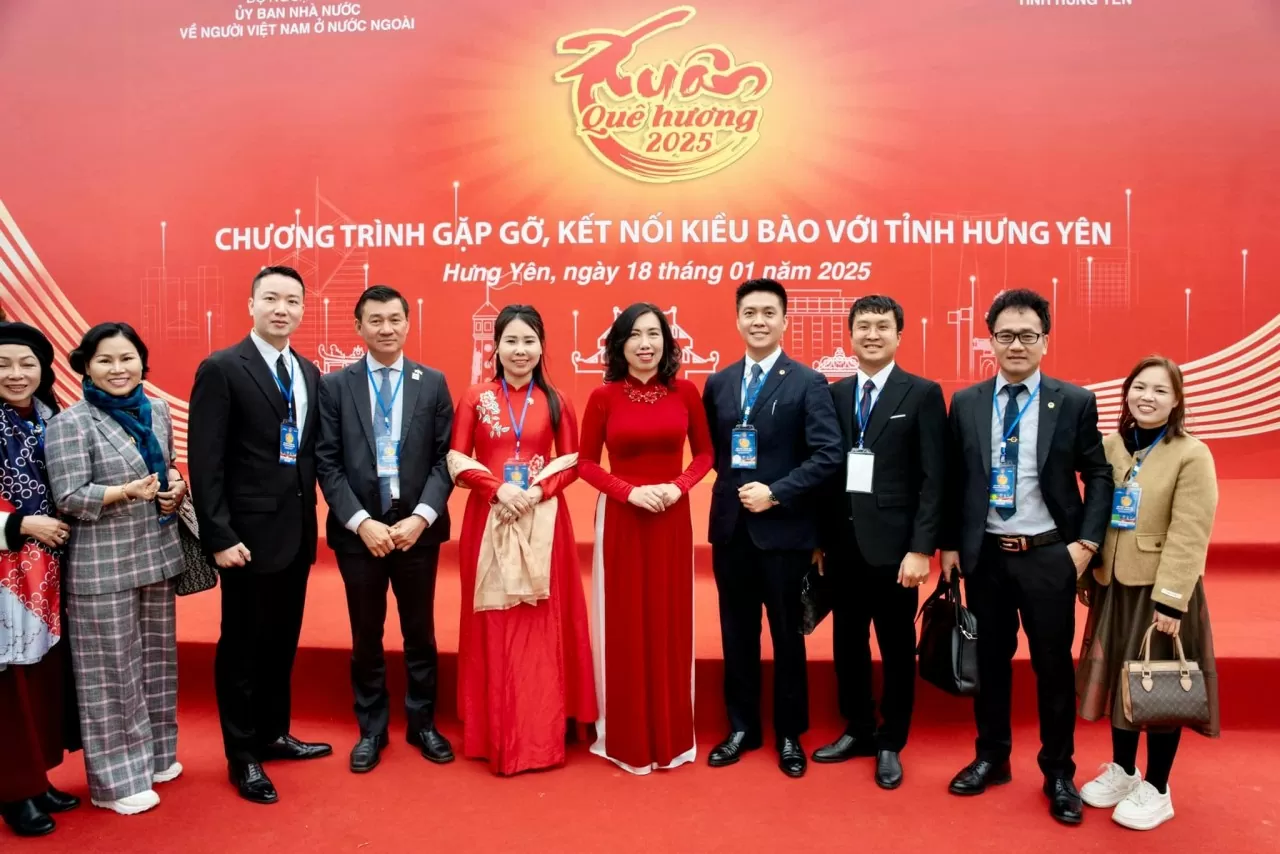 Kiều bào về tham dự Xuân Quê hương chia sẻ nhiều kỳ vọng mới Kiều bào về tham dự Xuân Quê hương chia sẻ nhiều kỳ vọng mới