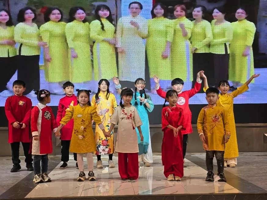 Đại sứ quán Việt Nam tại Hàn Quốc tổ chức long trọng chương trình Xuân Quê hương 2025 Đại sứ quán Việt Nam tại Hàn Quốc tổ chức long trọng chương trình Xuân Quê hương 2025