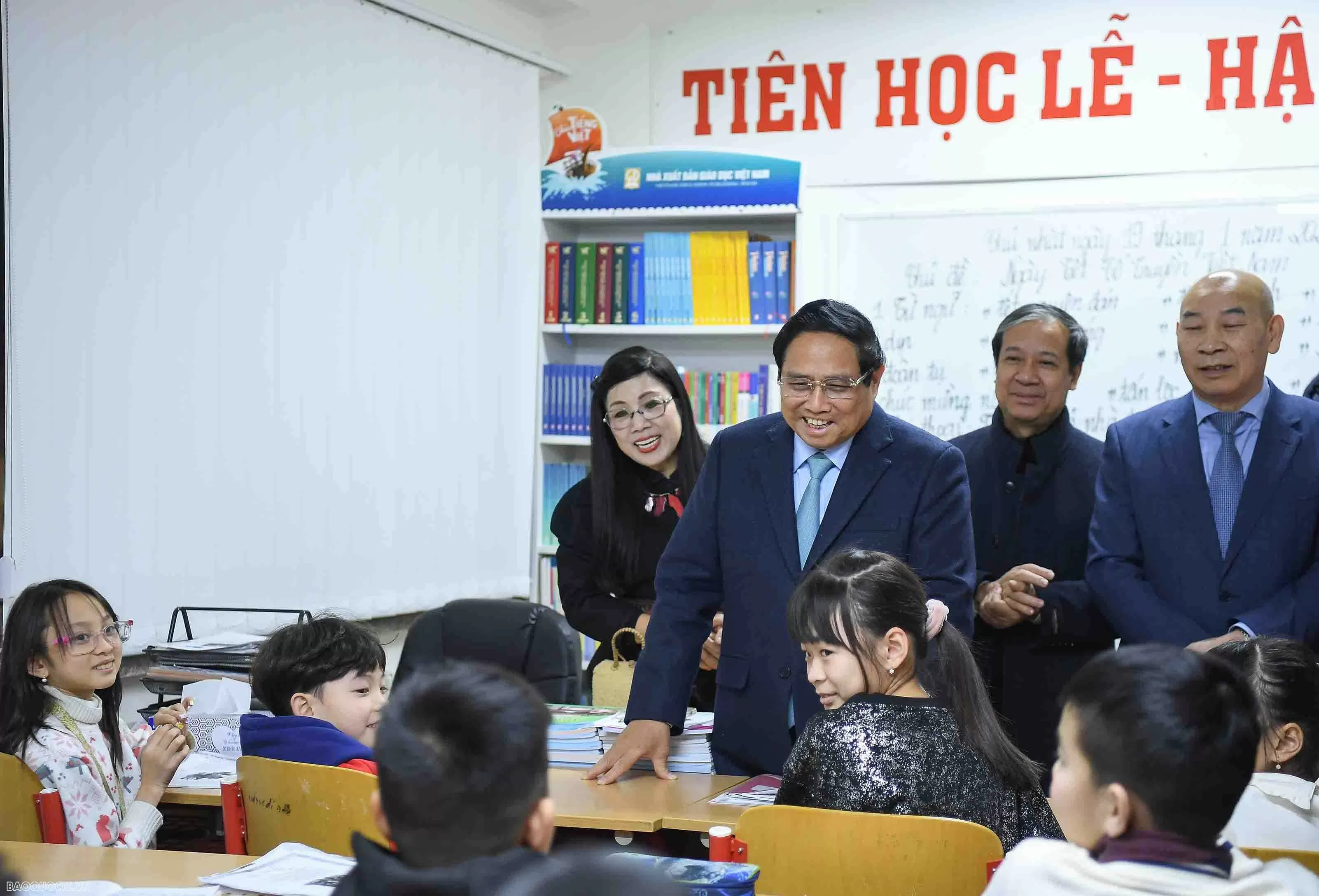 Thủ tướng thăm Trung tâm kinh doanh và văn hoá rộng hơn 40ha của người Việt tại châu Âu Thủ tướng công tác 3 nước châu Âu: Chuyến đi nâng tầm quan hệ, nâng cao vị thế, tạo động lực mới