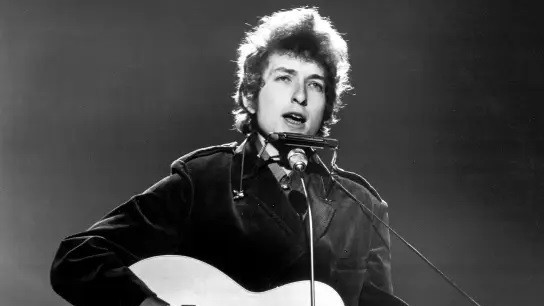 Bán đấu giá nhiều món đồ của huyền thoại âm nhạc Mỹ Bob Dylan