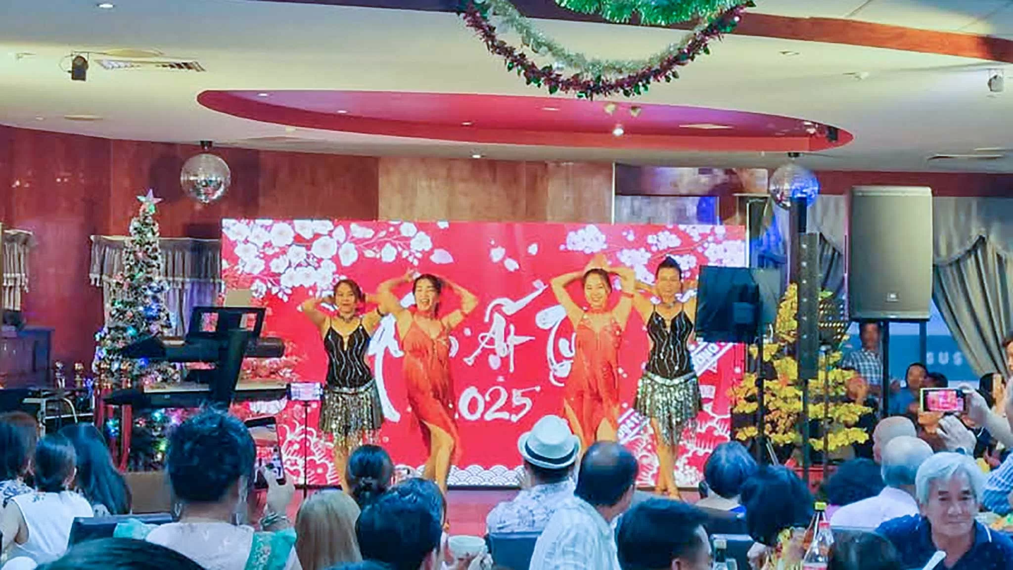 Xuân Quê hương 2025 của cộng đồng người Việt tại New Zealand Xuân Quê hương 2025 của cộng đồng người Việt tại New Zealand