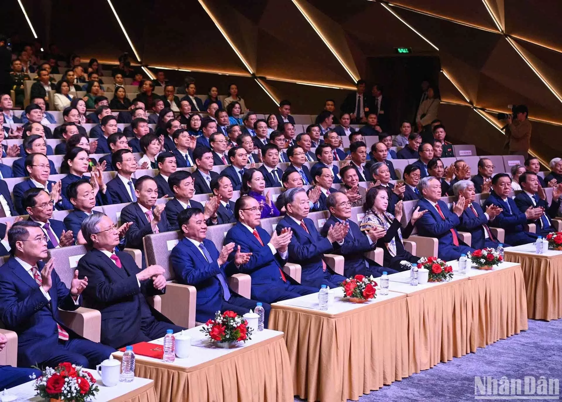 Phát biểu của Tổng Bí thư Tô Lâm tại Lễ trao Giải Búa liềm Vàng lần thứ IX Phát biểu của Tổng Bí thư Tô Lâm tại Lễ trao Giải Búa liềm Vàng lần thứ IX