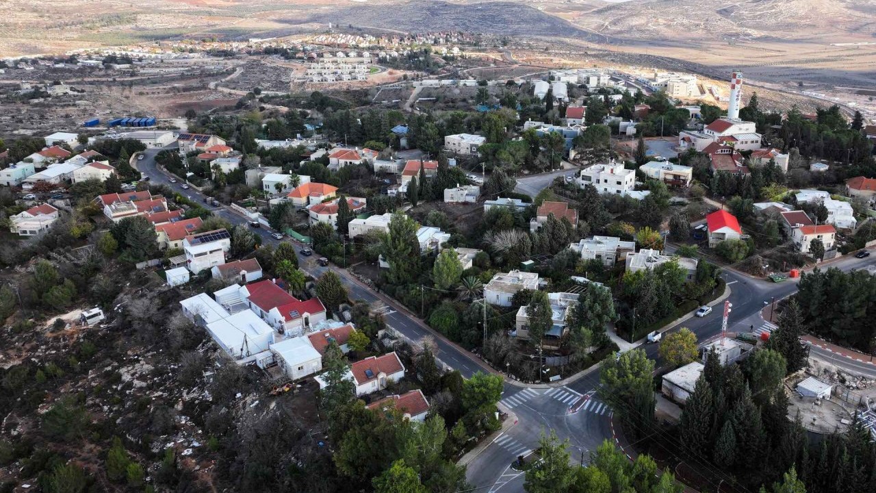 Tổng thống Mỹ Donald Trump gỡ bỏ lệnh trừng phạt đối với Bờ Tây