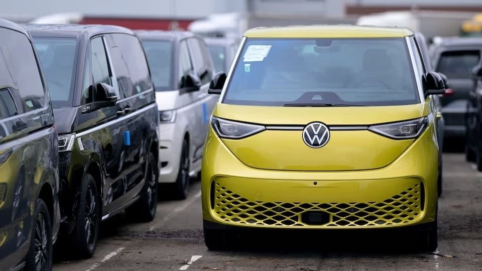 Ngành ô tô châu Âu 'chao đảo' sau lễ nhậm chức của Tổng thống Trump