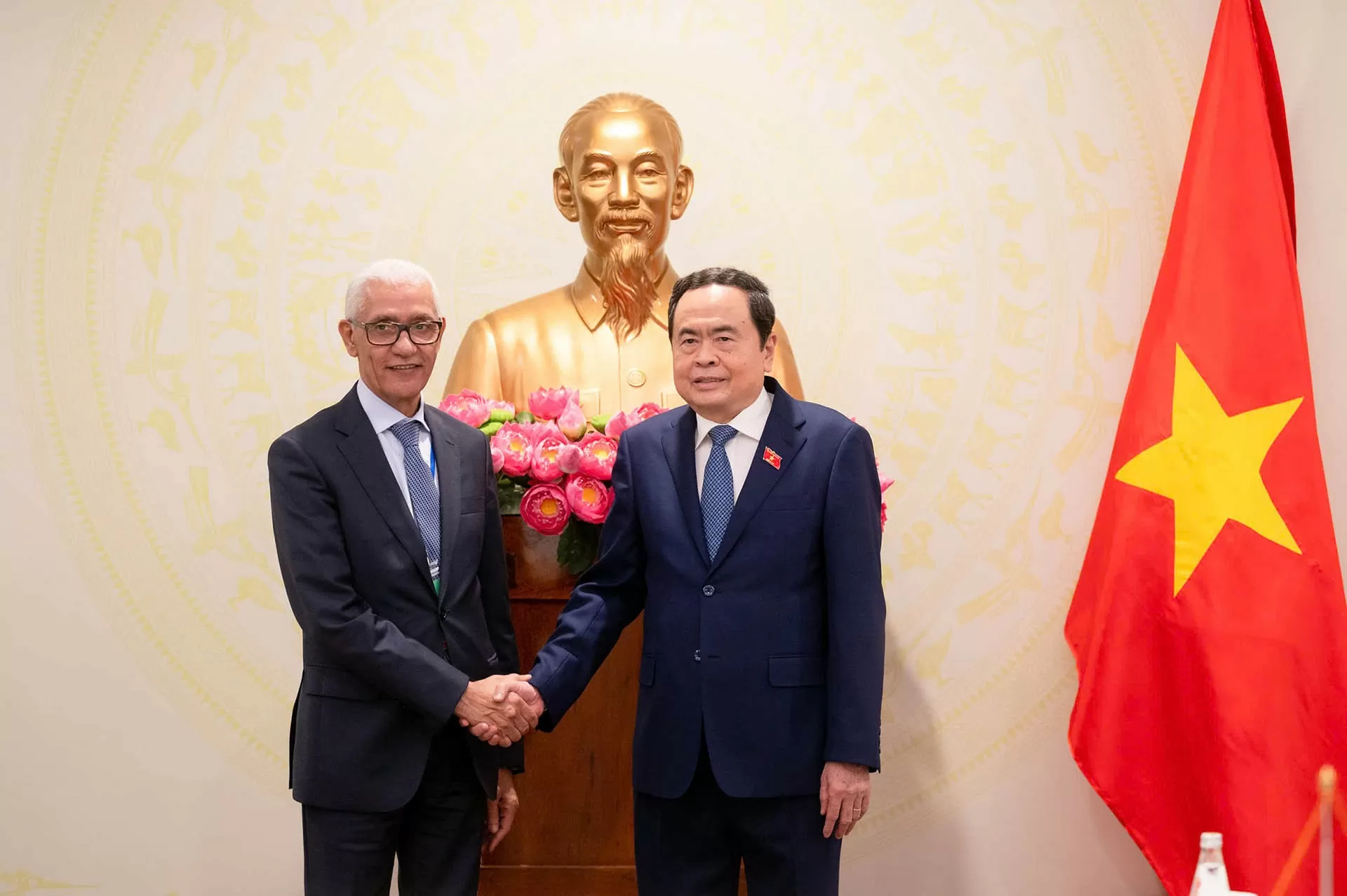Đại sứ Morocco: Chuyến thăm của Chủ tịch Quốc hội Việt Nam Trần Thanh Mẫn là cơ hội để hai nước chia sẻ những nền tảng và định hướng chung Đại sứ Morocco: Chuyến thăm của Chủ tịch Quốc hội Việt Nam Trần Thanh Mẫn là cơ hội để hai nước chia sẻ những nền tảng và định hướng chung