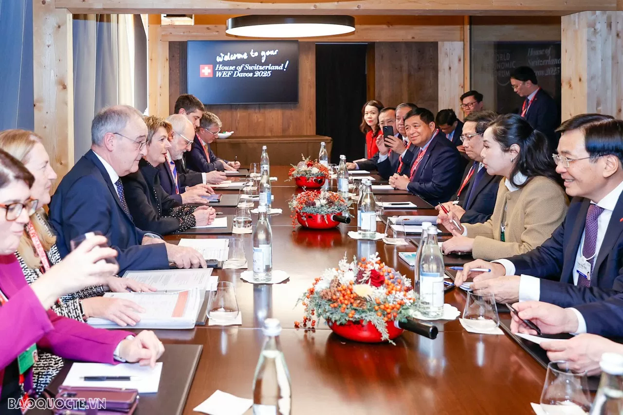 Thủ tướng gặp tổng thống Thuỵ Sỹ Thủ tướng gặp tổng thống Thuỵ Sỹ