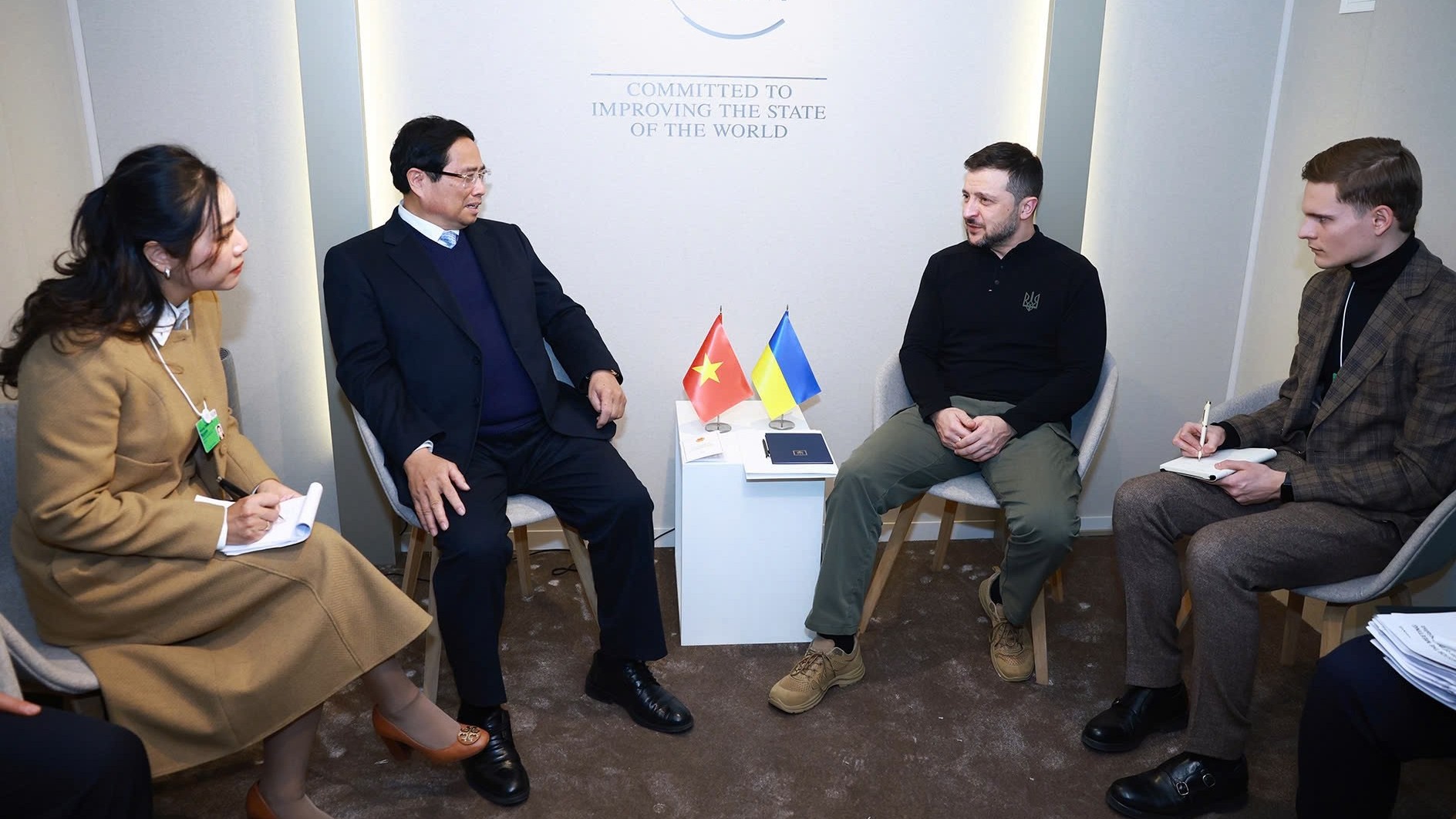 Thủ tướng Phạm Minh Chính gặp lãnh đạo các nước tham dự Hội nghị WEF Davos 2025