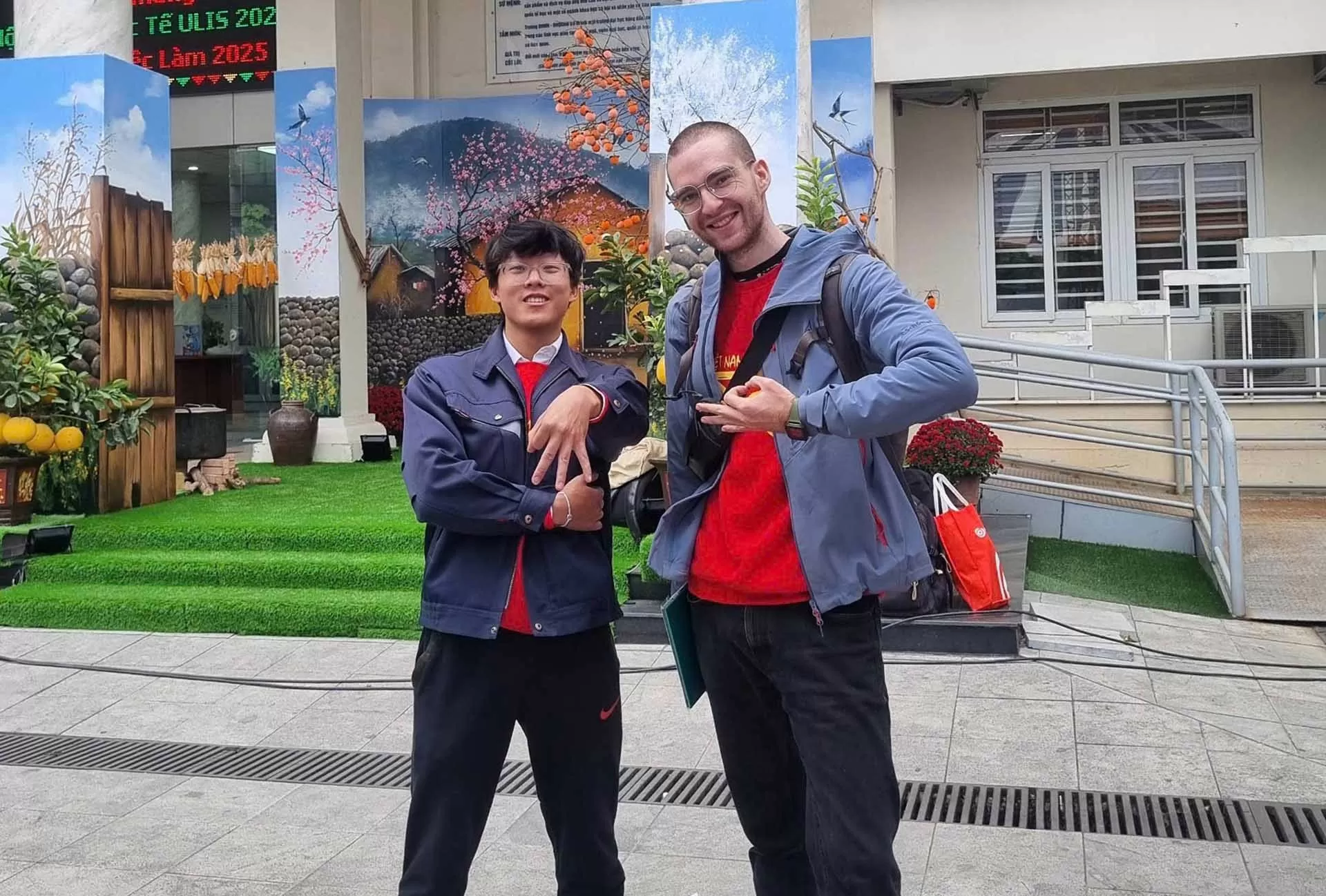 Sinh viên quốc tế: ‘Phải lòng’ Tết Việt Sinh viên quốc tế: ‘Phải lòng’ Tết Việt