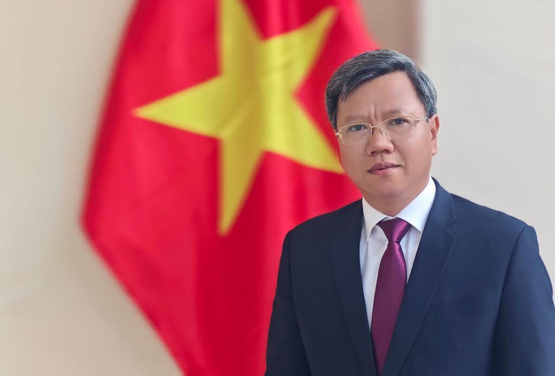 Đại sứ Việt Nam tại Cuba Lê Quang Long.