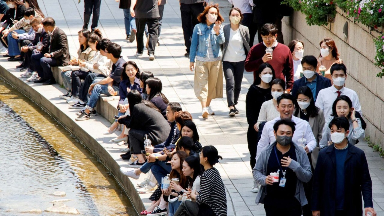 Hàn Quốc khuyến khích người nước ngoài học phòng ngừa sử dụng ma túy trực tuyến nếu muốn xin lưu trú