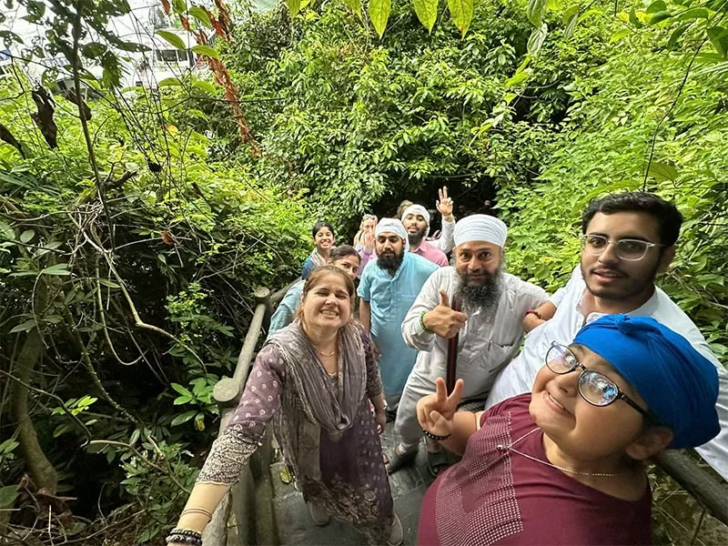 Pioneer Sail Travel: Khám phá vẻ đẹp Việt Nam theo cách của bạn Pioneer Sail Travel: Khám phá vẻ đẹp Việt Nam theo cách của bạn