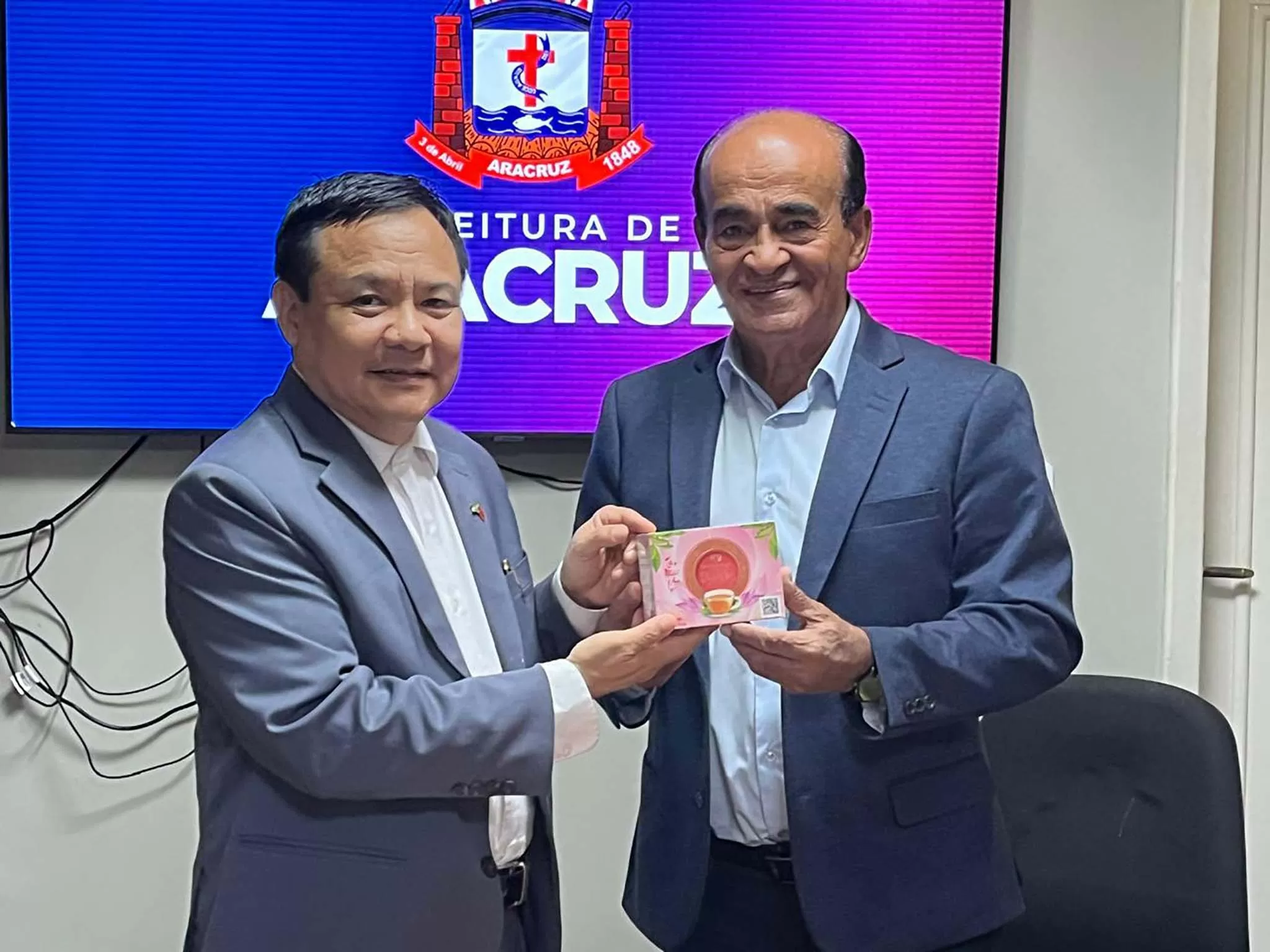 Đại sứ Bùi Văn Nghị thăm làm việc tại bang Espirito Santo: Vùng đất đầy tiềm năng