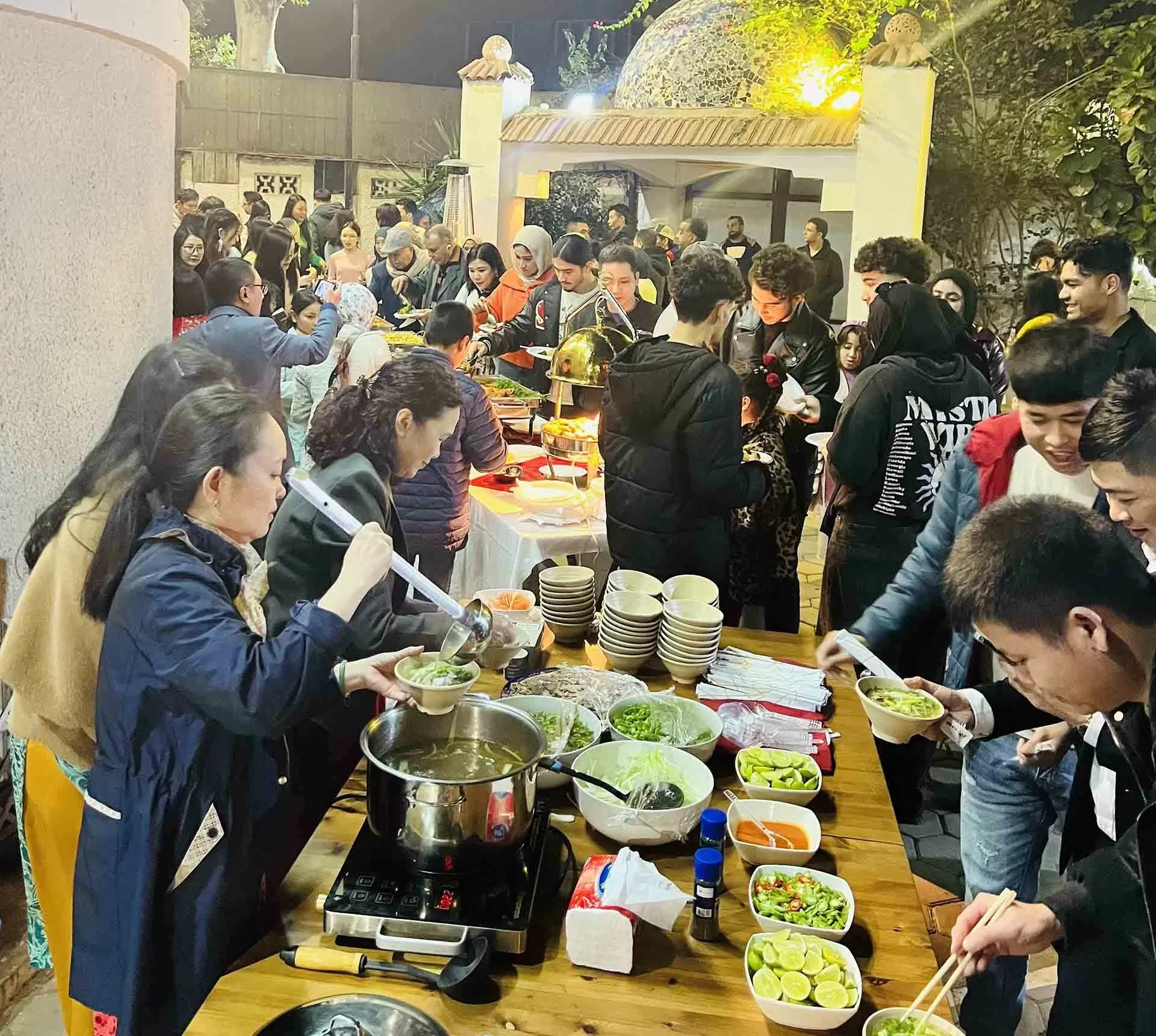 Đại sứ quán Việt Nam tại Ai Cập tổ chức đón Tết Ất Tỵ 2025 Đại sứ quán Việt Nam tại Ai Cập tổ chức đón Tết Ất Tỵ 2025