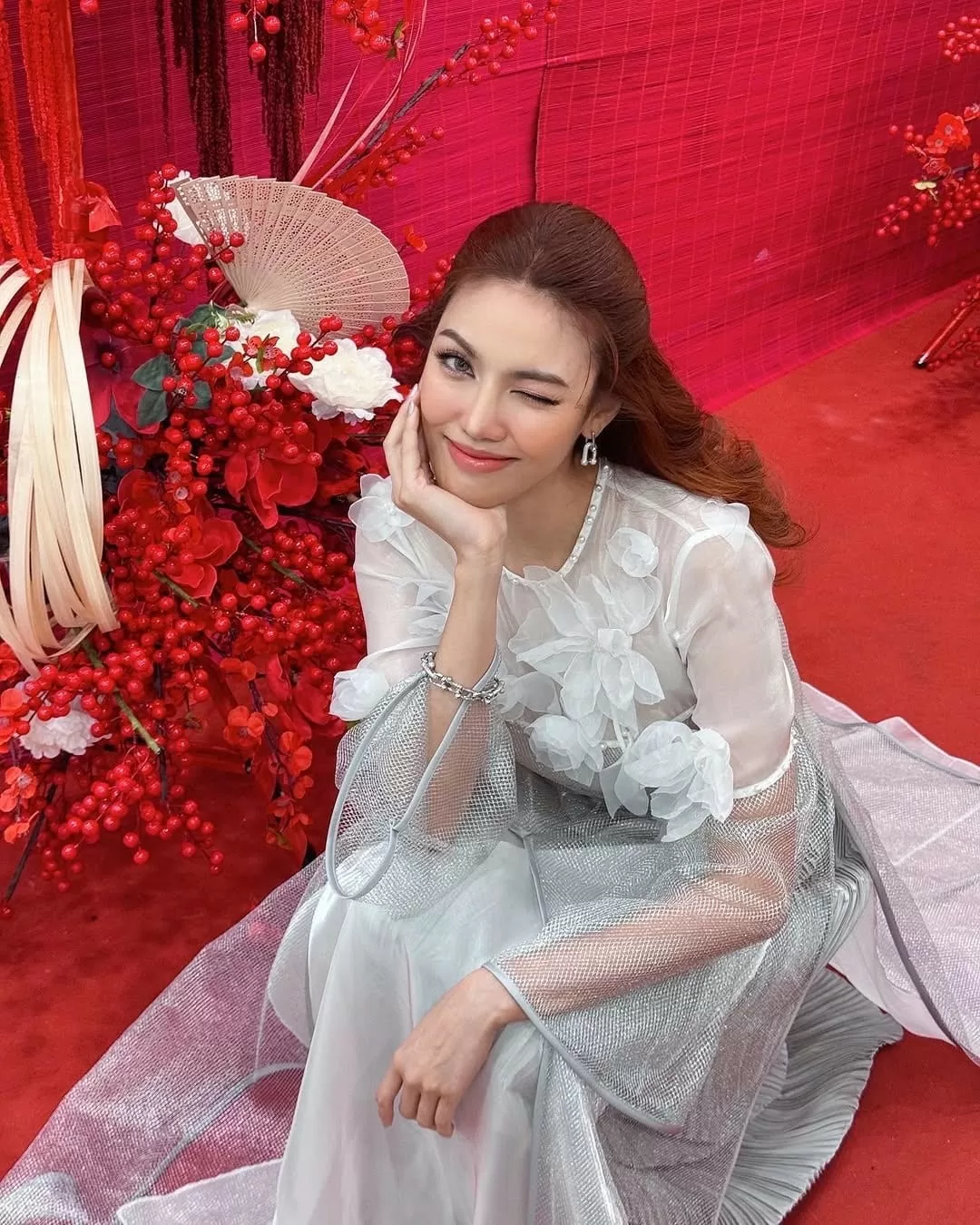 Ngắm sao Việt diện áo dài Tết Ngắm sao Việt diện áo dài Tết