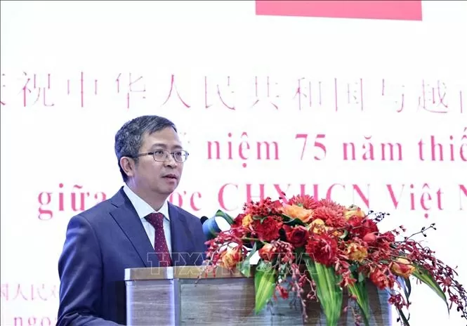 Đại sứ Việt Nam tại Trung Quốc Phạm Thanh Bình phát biểu tại Lễ kỷ niệm. Ảnh: Công Tuyên-PV TTXVN tại Trung Quốc