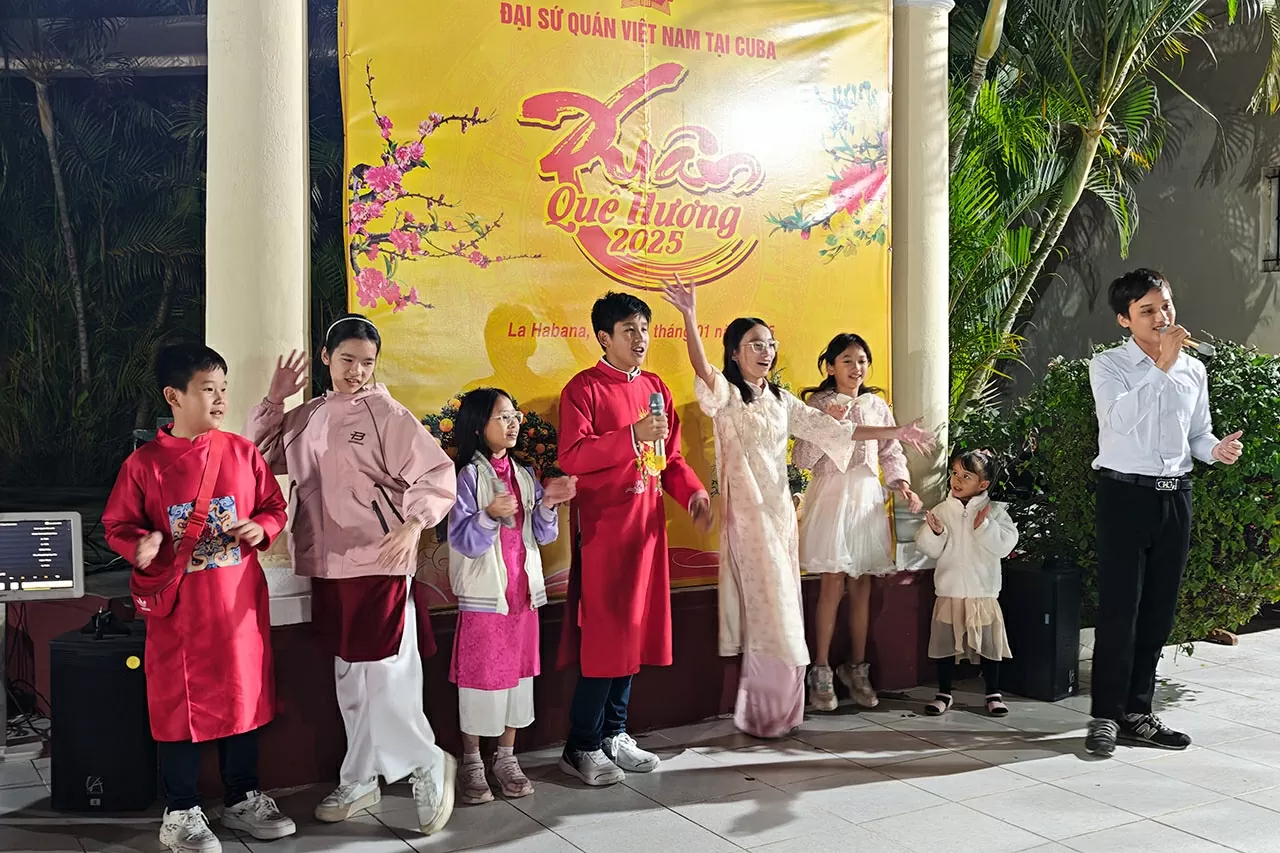 Đại sứ quán Việt Nam tại Cuba tổ chức Tết cộng đồng dịp Xuân Ất Tỵ 2025 Đại sứ quán Việt Nam tại Cuba tổ chức chương trình Xuân Quê hương 2025