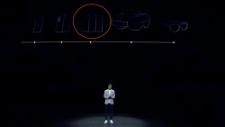 Samsung ‘nhá hàng’ chiếc smartphone màn hình gập ba