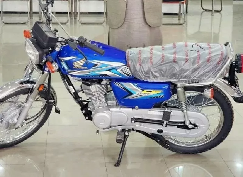 Cận cảnh xe côn tay Honda CG125 Blue ra mắt tại Pakistan, giá chỉ 19 triệu đồng Cận cảnh xe côn tay Honda CG125 Blue ra mắt tại Pakistan, giá chỉ 19 triệu đồng