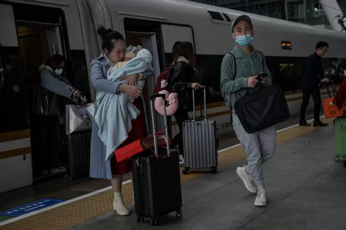 Hàng triệu người Trung Quốc đổ xô về quê ăn Tết Nguyên đán Hàng triệu người Trung Quốc đổ về quê ăn Tết Nguyên đán