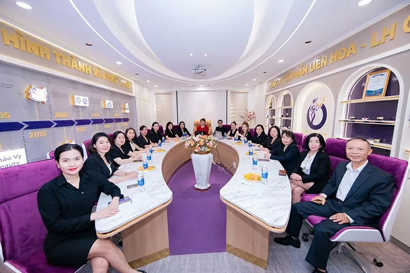 Thảo Vy Group mong muốn sẽ tiếp tục vươn xa, lan tỏa giá trị làm đẹp bền vững. Thảo Vy Group mong muốn sẽ tiếp tục vươn xa, lan tỏa giá trị làm đẹp bền vững.
