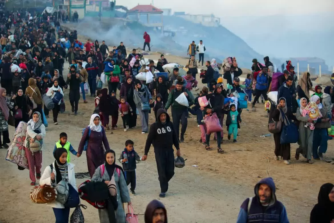 Hàng chục nghìn người Palestine háo hức trở về nhà ở phía Bắc Dải Gaza Hàng chục nghìn người Palestine háo hức trở về nhà ở phía Bắc Dải Gaza