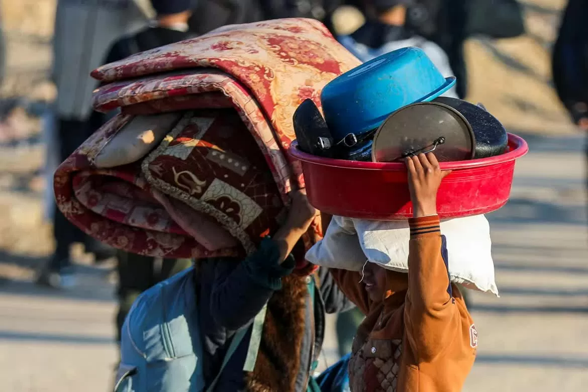 Hàng chục nghìn người Palestine háo hức trở về nhà ở phía Bắc Dải Gaza Hàng chục nghìn người Palestine háo hức trở về nhà ở phía Bắc Dải Gaza