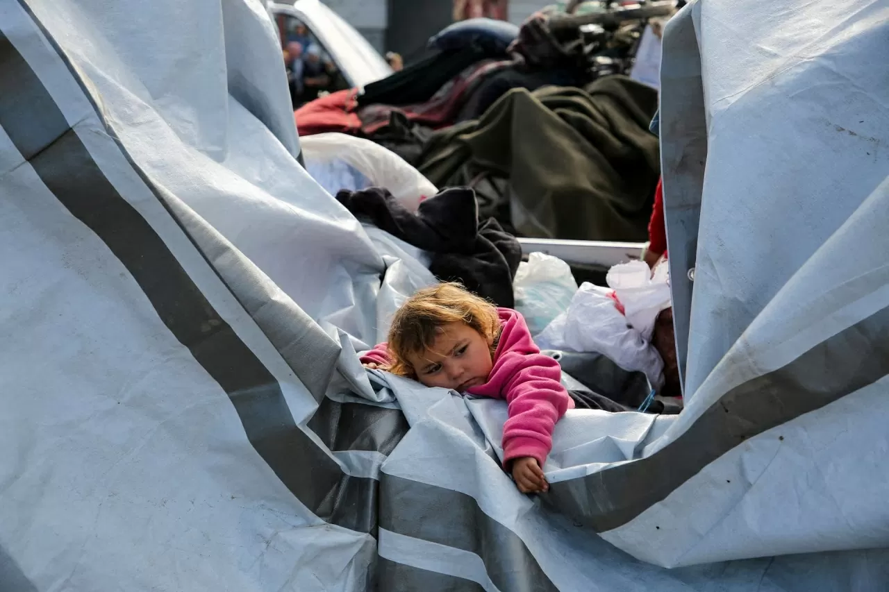 Hàng chục nghìn người Palestine háo hức trở về nhà ở phía Bắc Dải Gaza Hàng chục nghìn người Palestine háo hức trở về nhà ở phía Bắc Dải Gaza