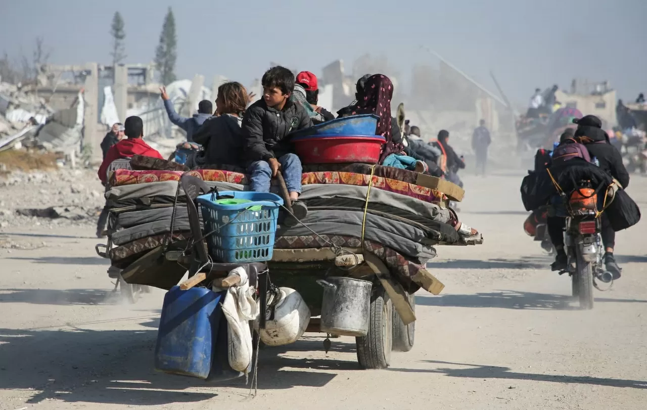 Hàng chục nghìn người Palestine háo hức trở về nhà ở phía Bắc Dải Gaza Hàng chục nghìn người Palestine háo hức trở về nhà ở phía Bắc Dải Gaza