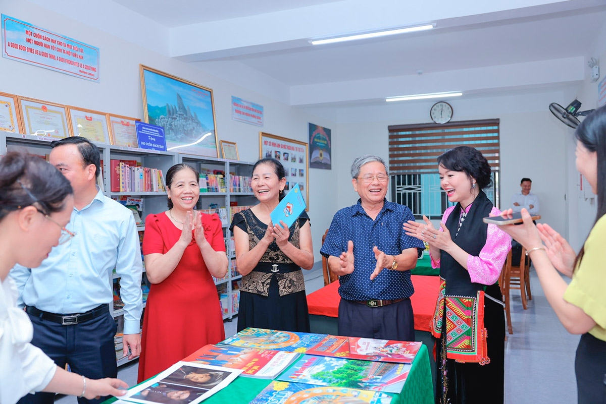 Ngôi nhà Trí tuệ do nhân dân chung tay cùng chính quyền thành phố cùng xây dựng và vận hành.